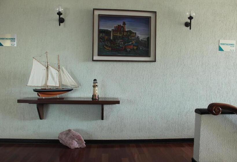 בית מלון כפרי Alhambra