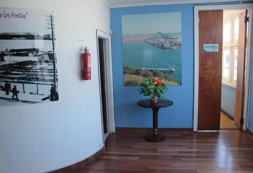 בית מלון כפרי Alhambra