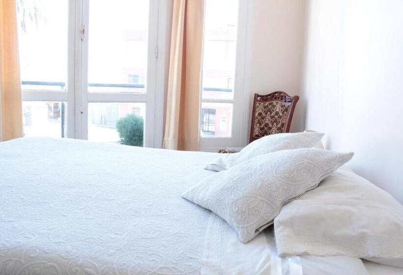 בית מלון כפרי Alhambra