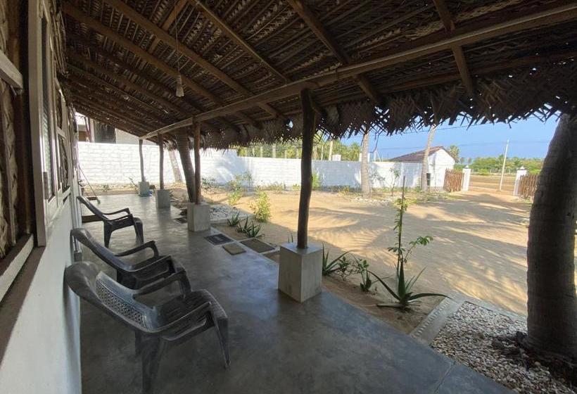 Отель Coco Cabana Kite Resort Kalpitiya