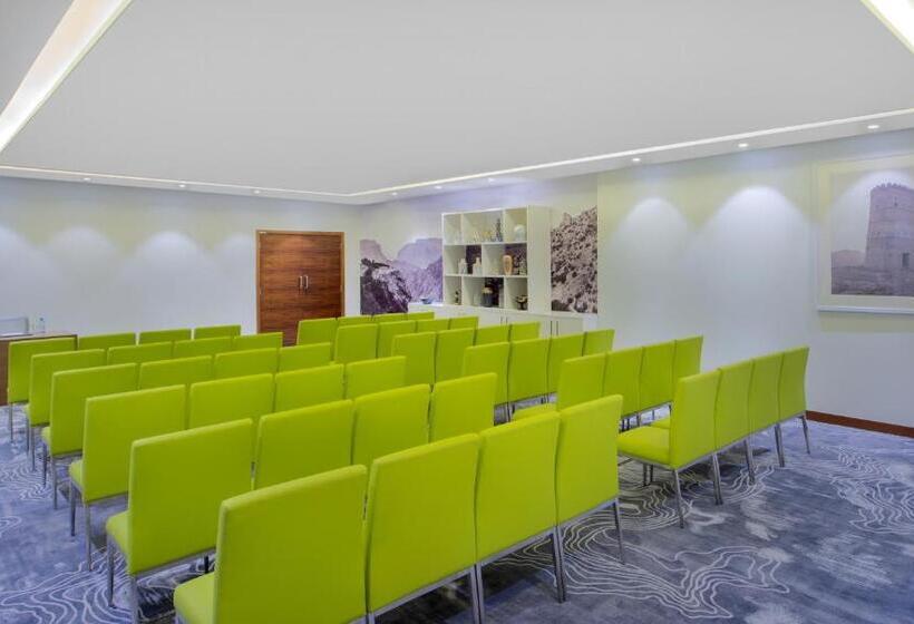 هتل Wyndham Garden Muscat Al Khuwair