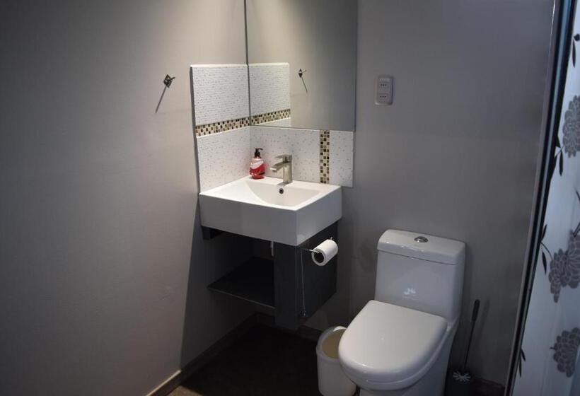 Пансион Clayhouse Rivadavia