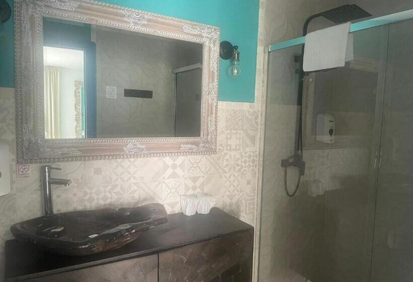 פנסיון Habitaciones Sajorami Beach