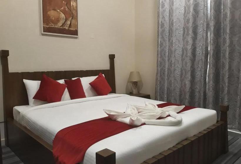 Sur Bandar Al Ayjah Hotel Apartments