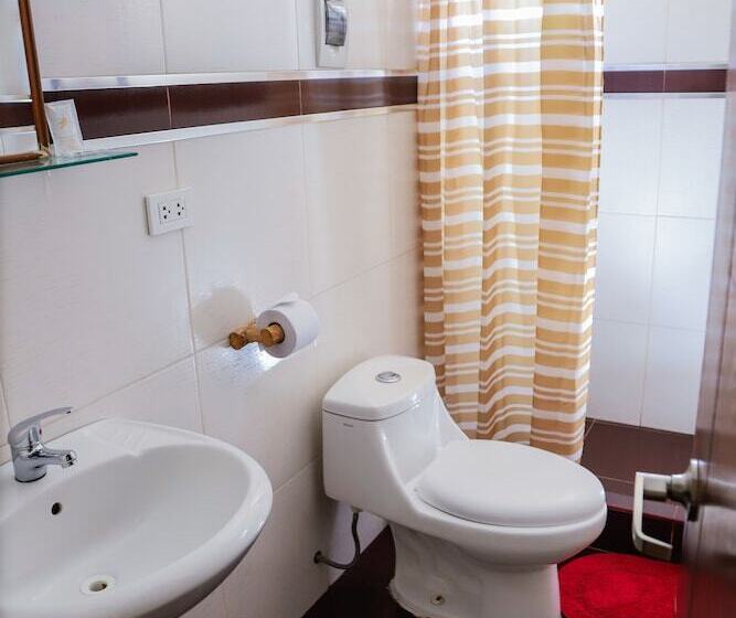 ユースホステル Hostal Dreams House