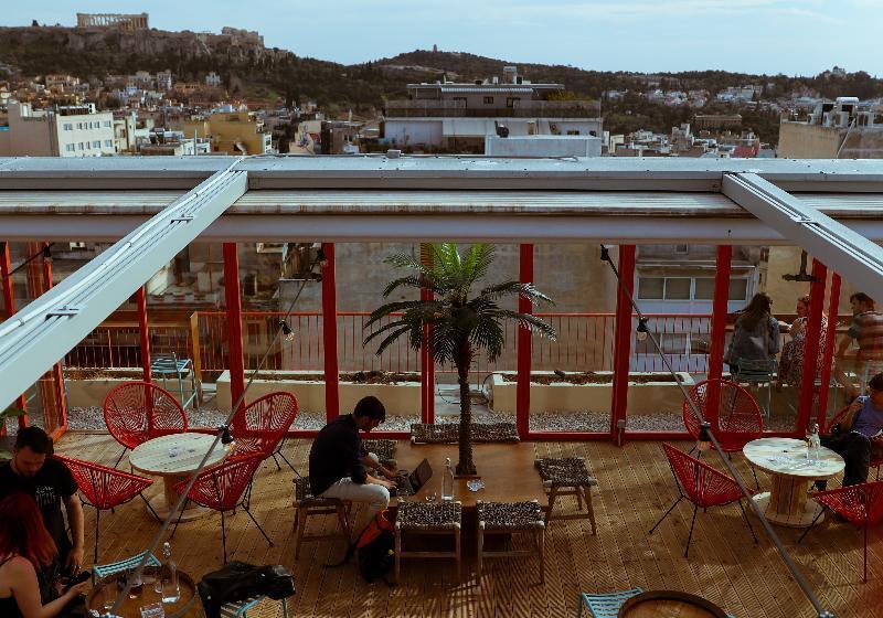 Herberge Selina Athens Theatrou