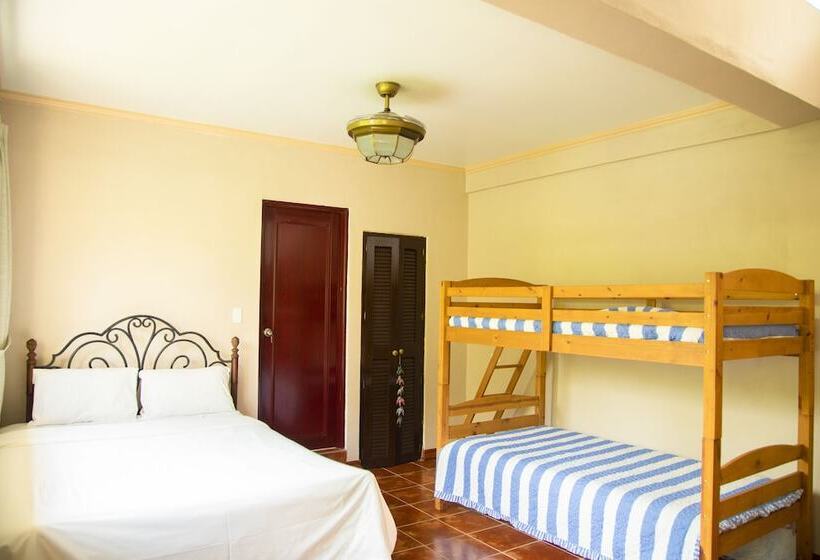 تختخواب و صبحانه Seven Color Sea View Villa