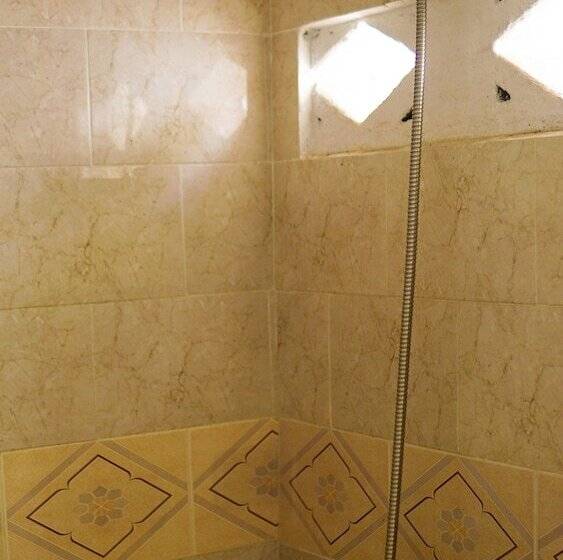 هتل Kunta Lodges Bijilo