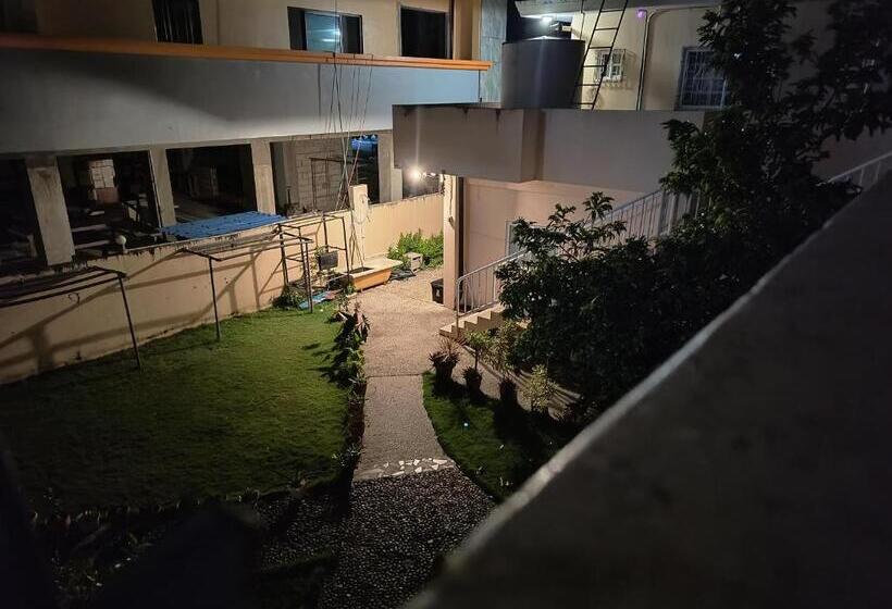 پانسیون Oh My House