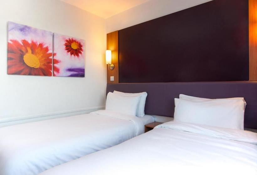 酒店 The Newbridge