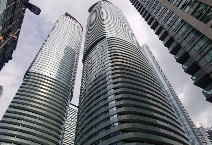 Topline Suites   Ice Condos