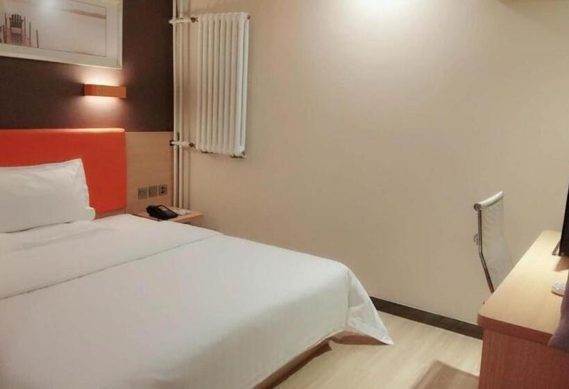 בית מלון כפרי 7days Premium Qingdao Xianggang Middle Road Zhiqun Road Subway Station Branch