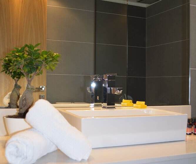 Aegean Blu Hotel & Apartments