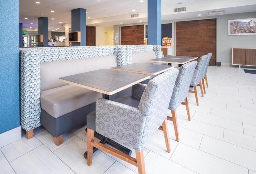 فندق Holiday Inn Express   Brevard, An Ihg