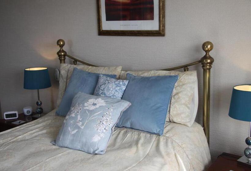 Pendyffryn Manor Bed & Breakfast