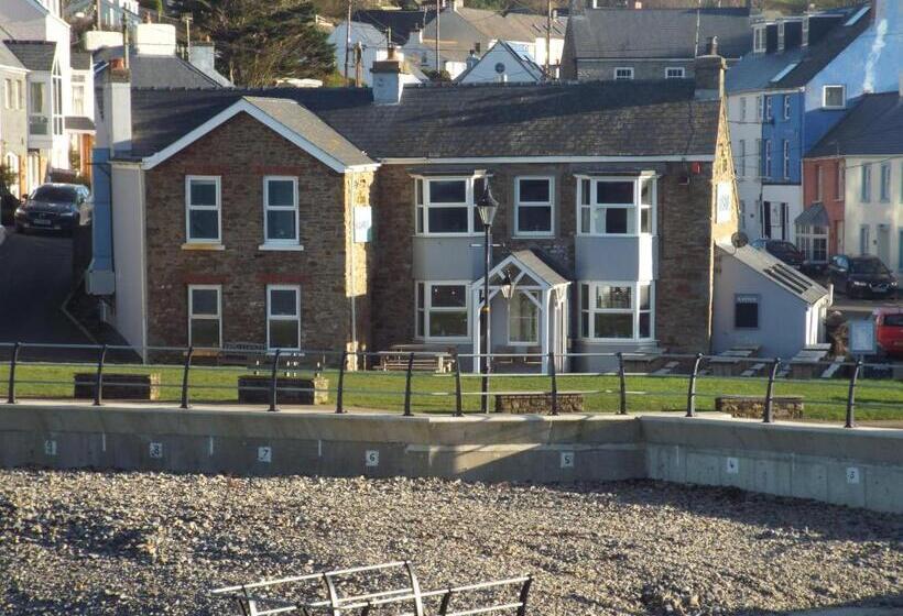 Pendyffryn Manor Bed & Breakfast