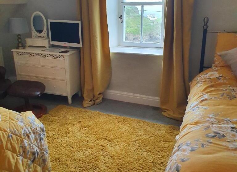 Pendyffryn Manor Bed & Breakfast