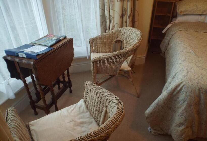 Pendyffryn Manor Bed & Breakfast