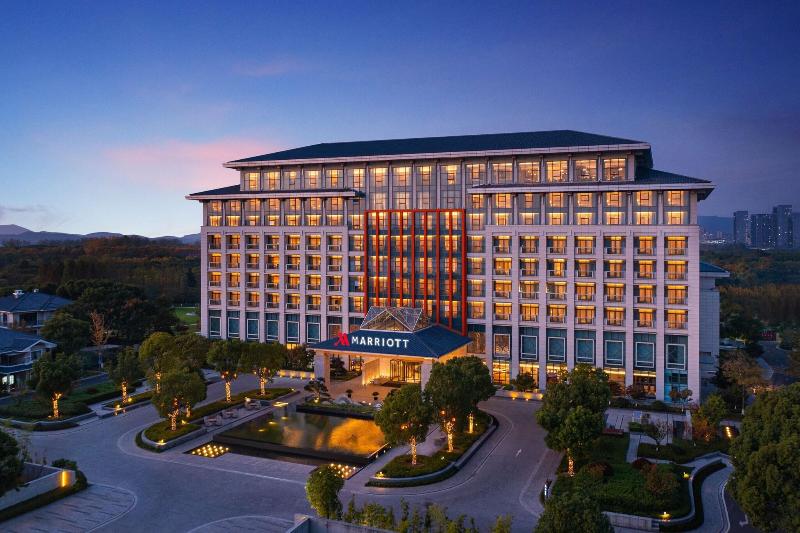 هتل Courtyard By Marriott Wuxi Lihu Lake