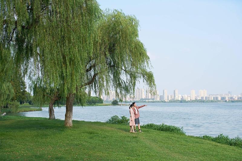 هتل Courtyard By Marriott Wuxi Lihu Lake