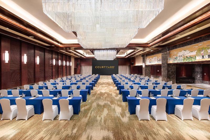 هتل Courtyard By Marriott Wuxi Lihu Lake