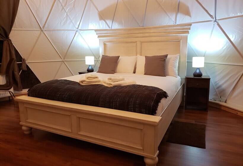 فندق Garden Domes