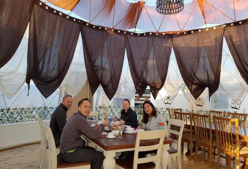 فندق Garden Domes