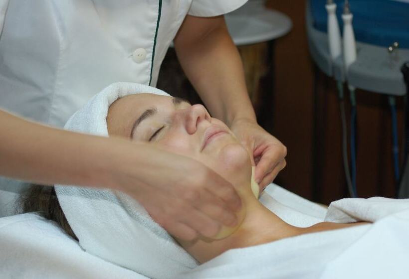 호텔 Huilo Huilo Reino Fungi