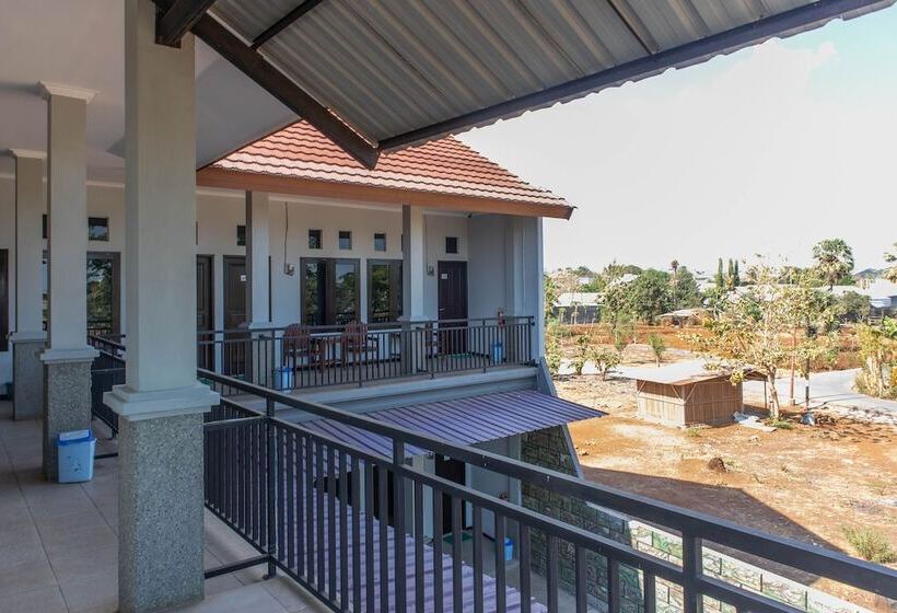 호텔 The Kost Tdm 2 By Oyo Rooms