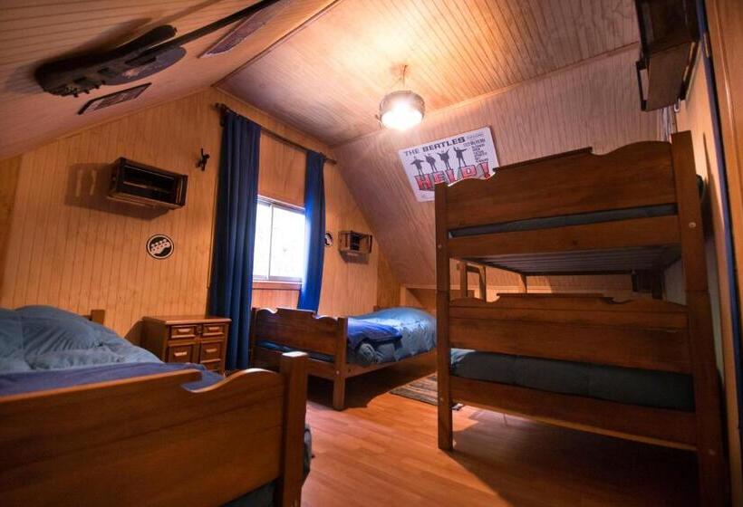 펜션 Duub Hostel