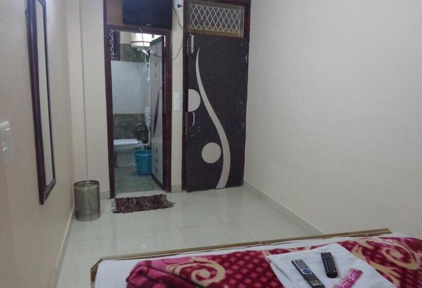 膳宿费 Sri Sai Inn