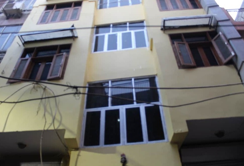 膳宿费 Sri Sai Inn