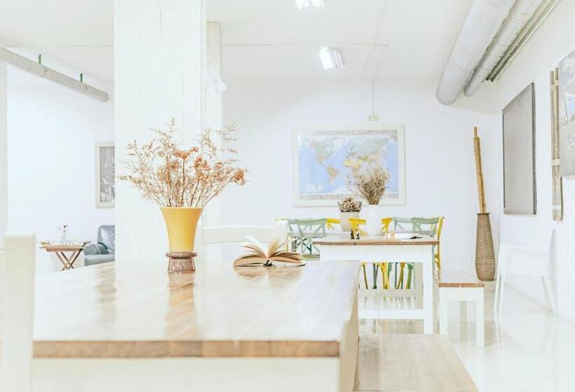 Albergue Aloxa Hostel