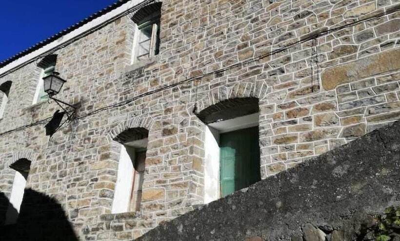 Albergue Casa De Broto