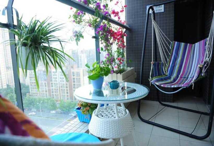 Otel Chengdu Charm City