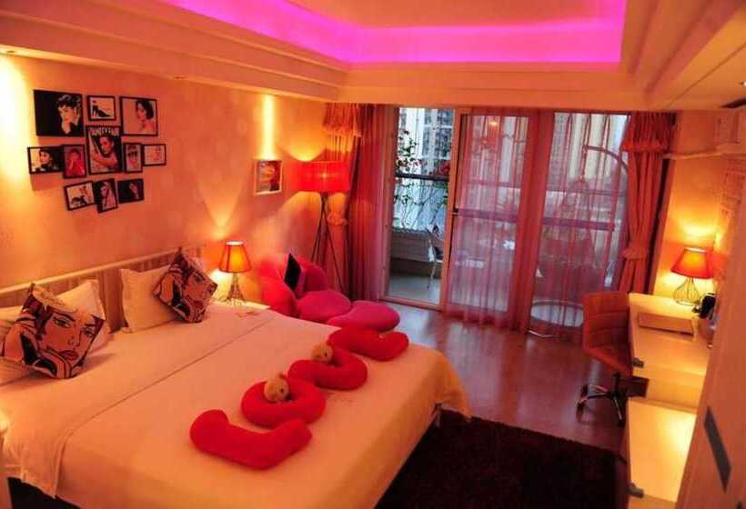 Otel Chengdu Charm City