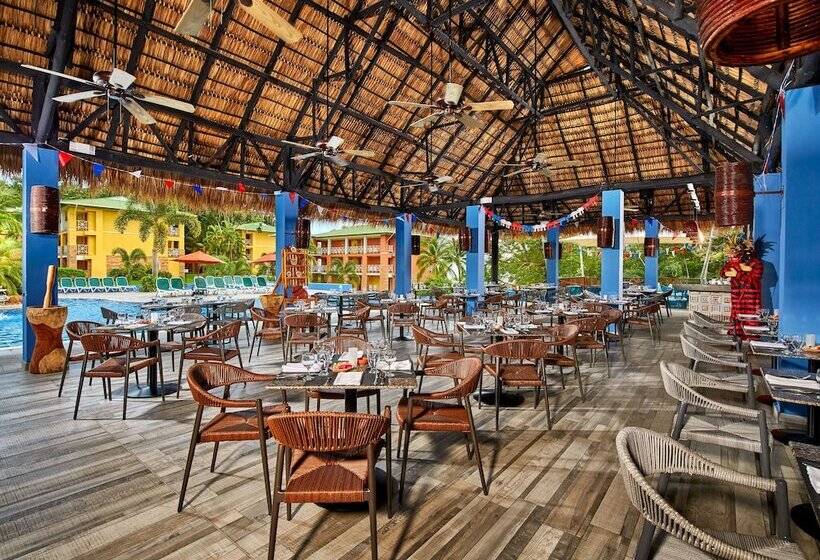 בית מלון כפרי Royal Decameron Panama Plus All Inclusive