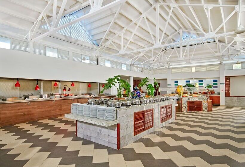 בית מלון כפרי Royal Decameron Panama Plus All Inclusive