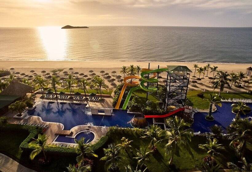 בית מלון כפרי Royal Decameron Panama Plus All Inclusive