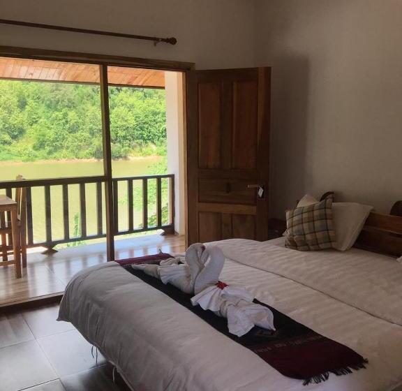 ペンション Nam Ou View Villa