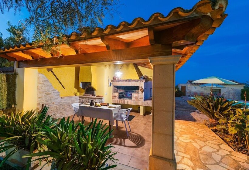 Santa Eulalia Petit In Muro