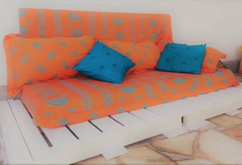 Общежитие Caparica Surf Villa