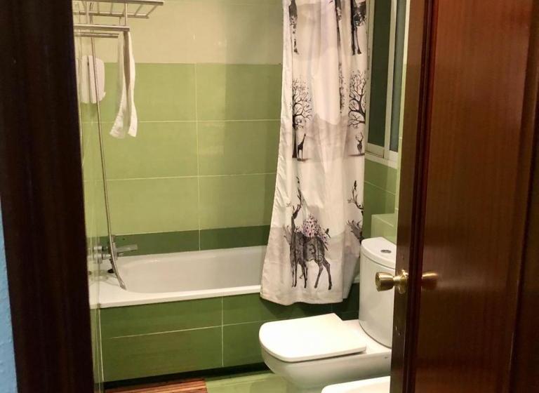 هاستل Guesthouse Namaste Central Rooms Valencia  Adults Only