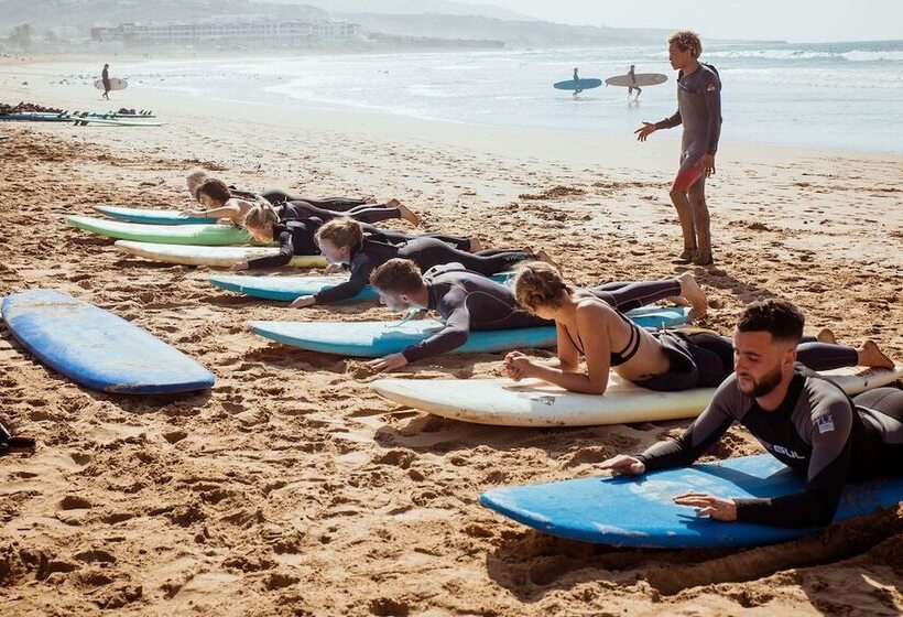 مبيت وإفطار Amayour Surf Hostel