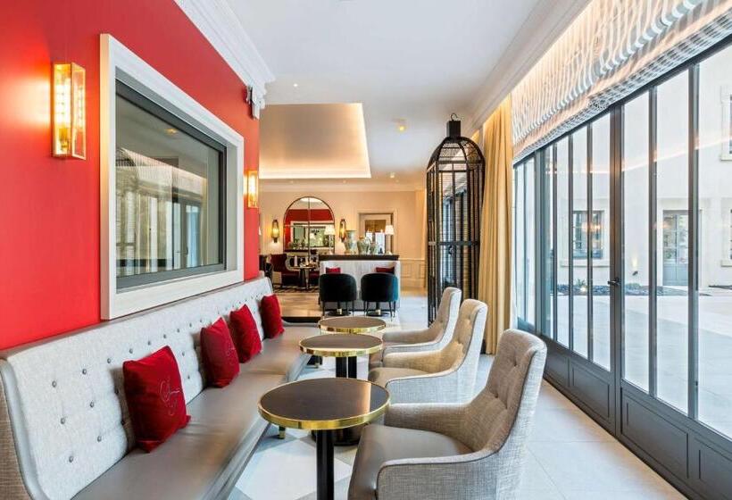 호텔 Hôtel & Spa Les Sept Fontaines Best Western Premier