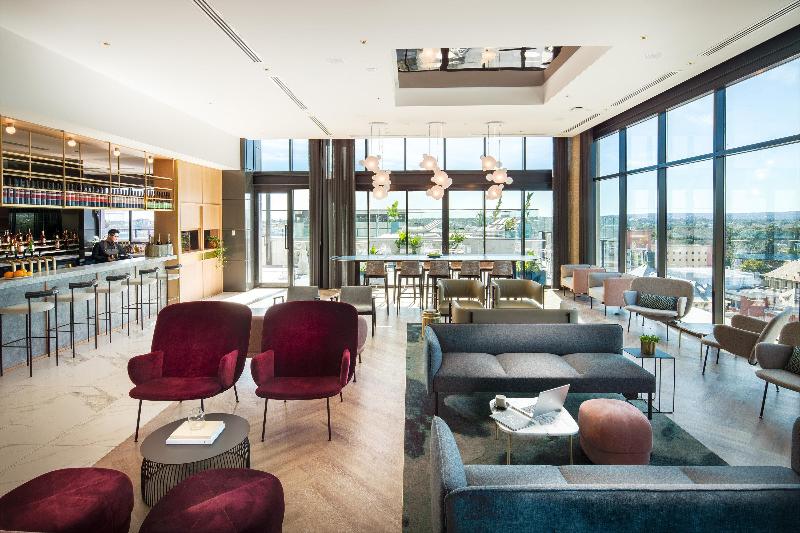 هتل Crowne Plaza Adelaide, An Ihg