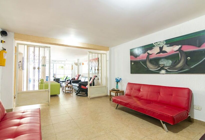 هتل Palm Bay Santa Marta