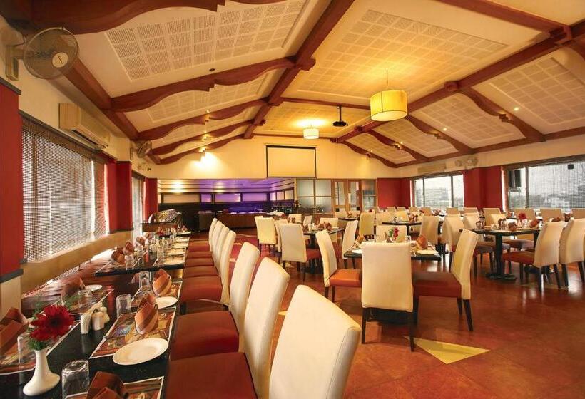 Отель Park Residency, Kakkanad