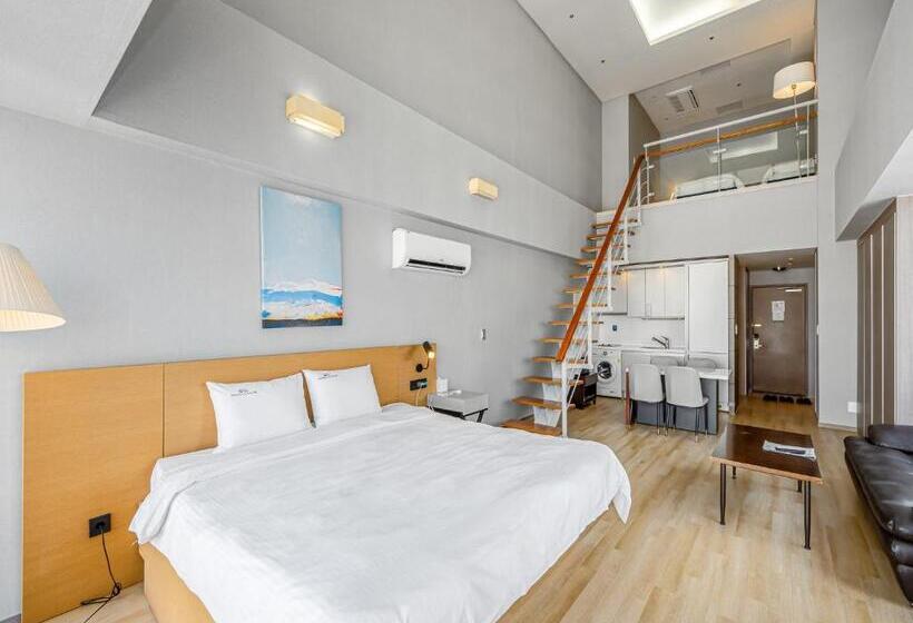 Haeundae Seacloud Hotel Residence