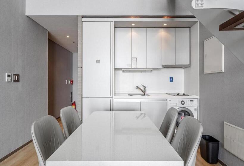 Haeundae Seacloud Hotel Residence